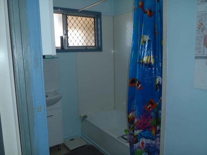 Avenell Heights QLD 4670