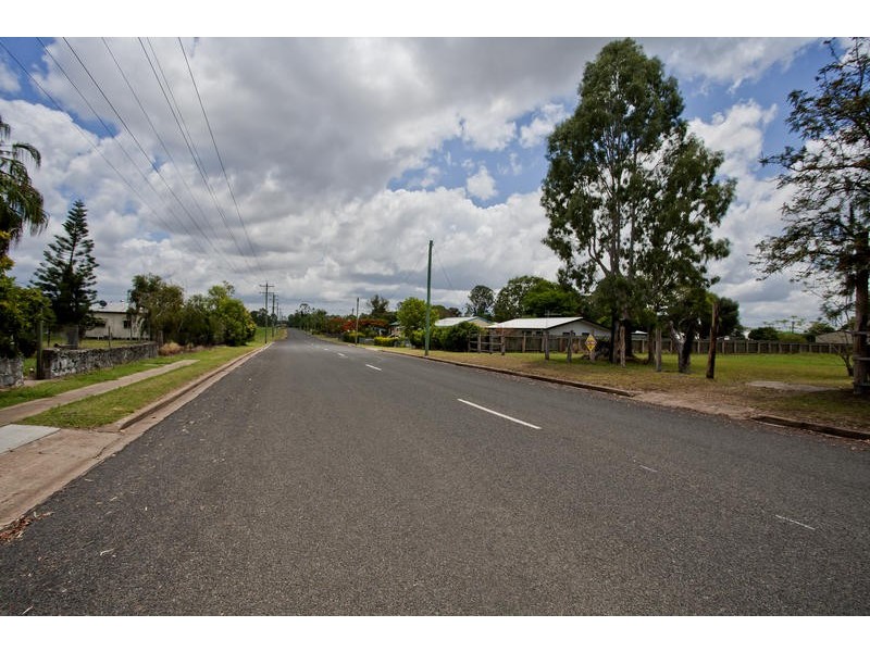 12 Mill Street, Wallaville QLD 4671