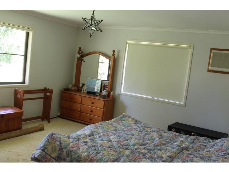 66 Langbeckers Road, Thabeban QLD 4670