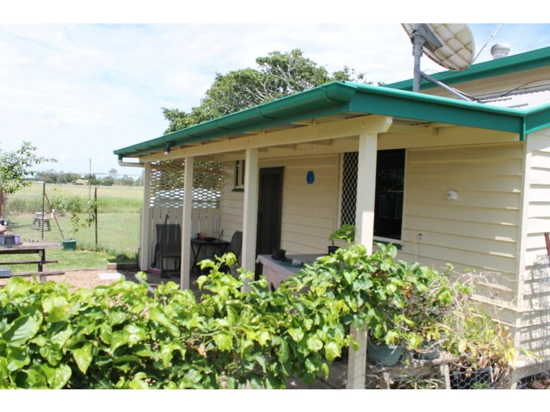 383 Three Chain Road, Calavos QLD 4670