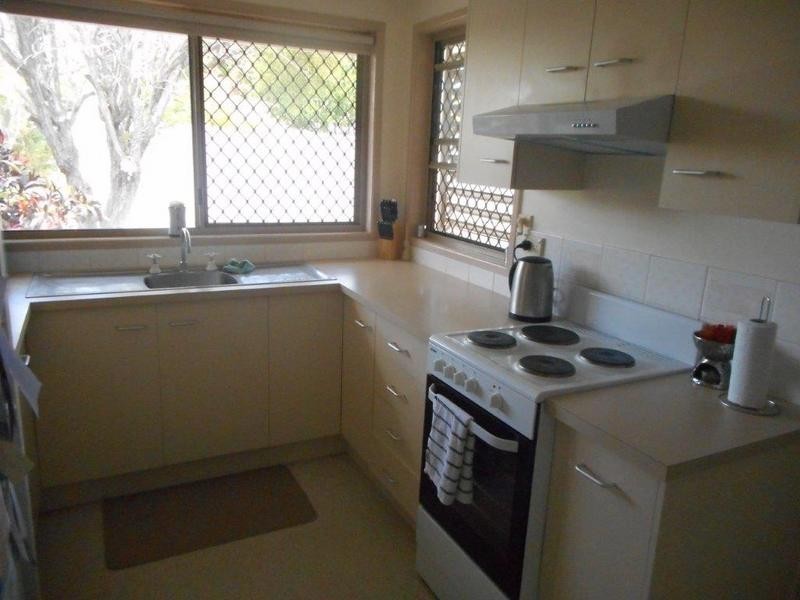 2 5 Williams Road, Svensson Heights QLD 4670