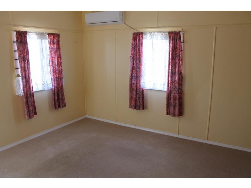 13 Wainwright Street, Svensson Heights QLD 4670