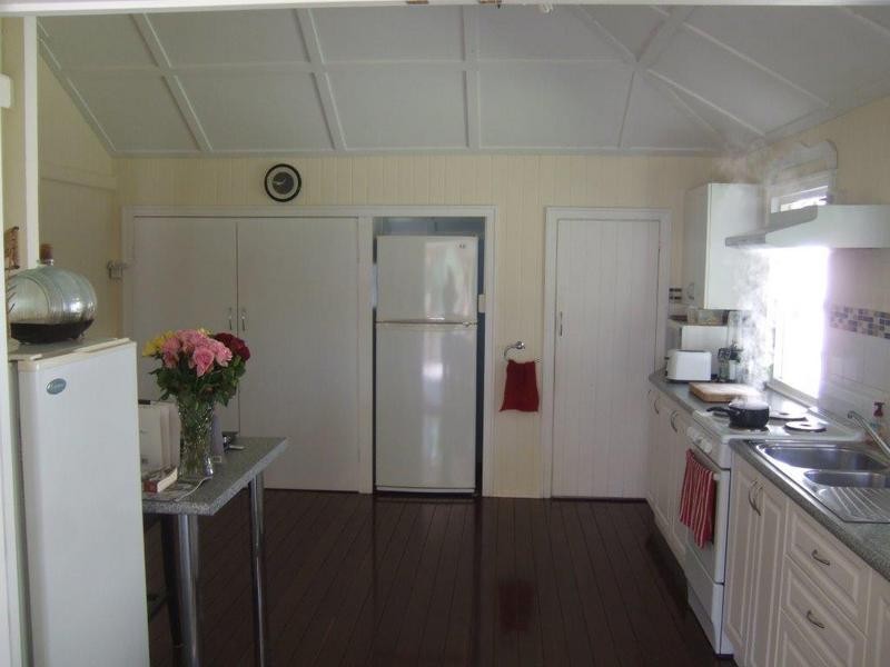 125 Bishops Road, Gin Gin QLD 4671