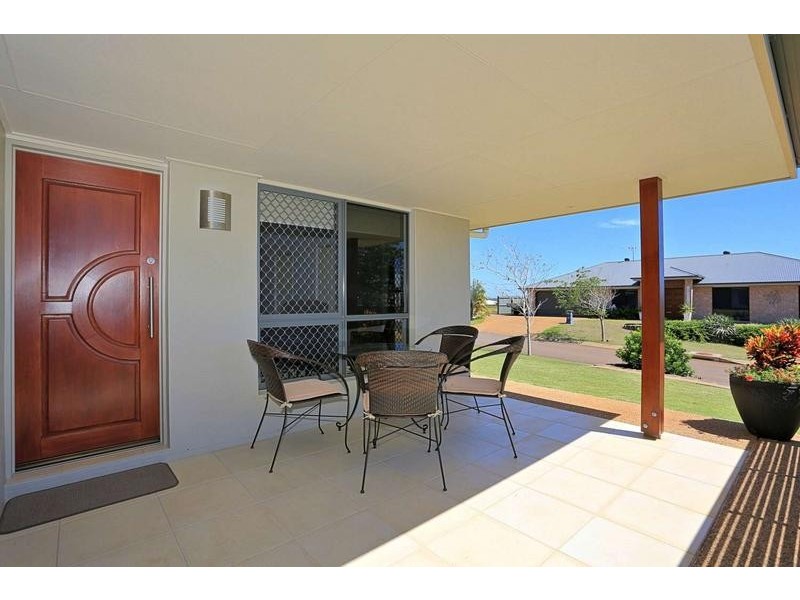1 Banner Court, Branyan QLD 4670