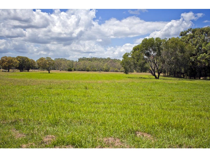 202 North Isis Road, North Isis QLD 4660