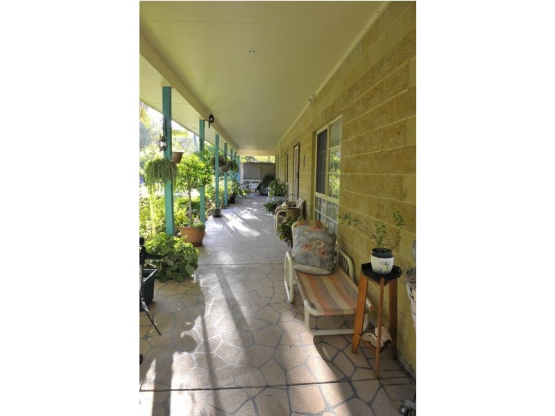 7 Holzberger Street, Moore Park Beach QLD 4670