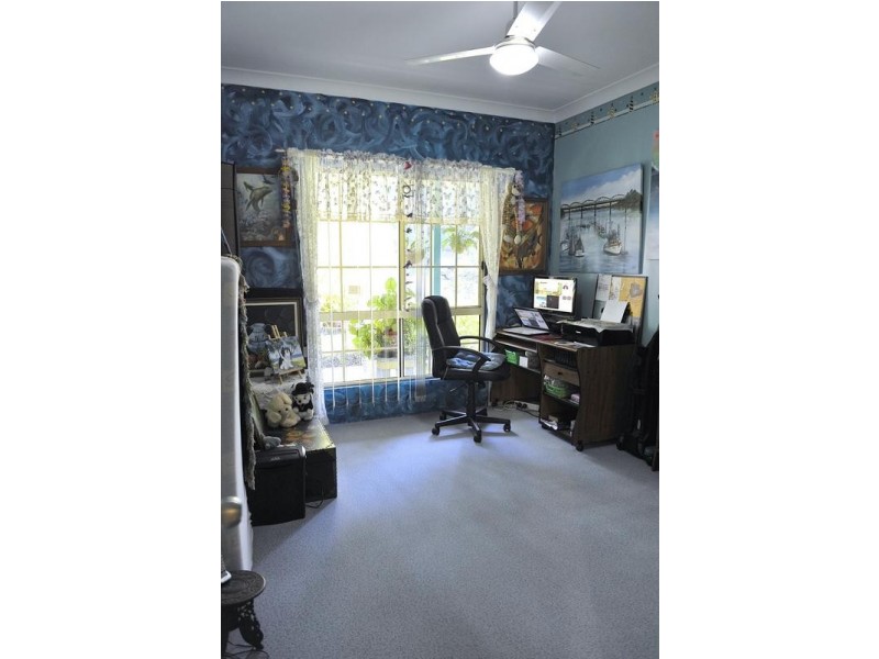 7 Holzberger Street, Moore Park Beach QLD 4670