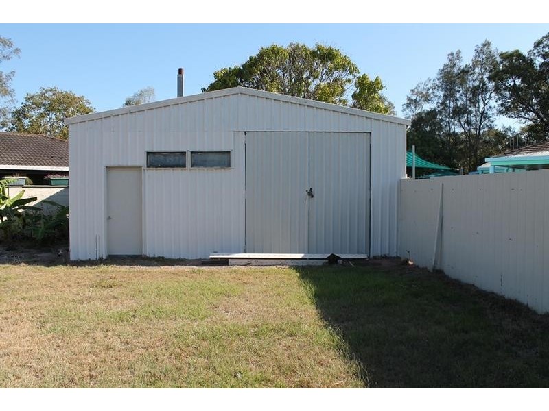 Avenell Heights QLD 4670