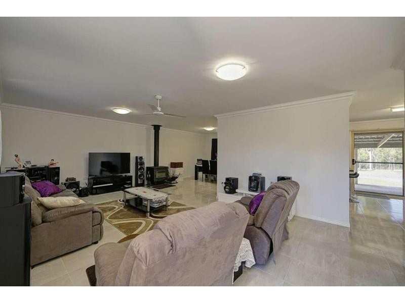92 Halford Drive, Maroondan QLD 4671