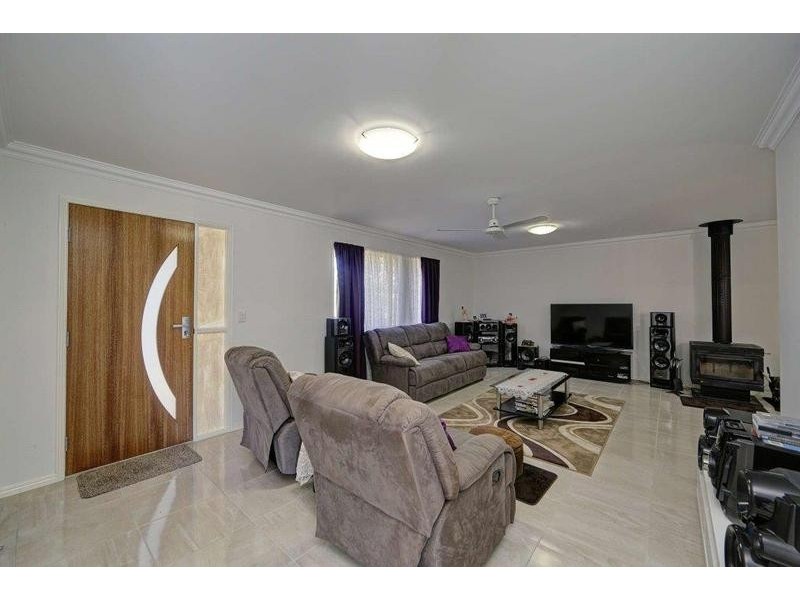 92 Halford Drive, Maroondan QLD 4671