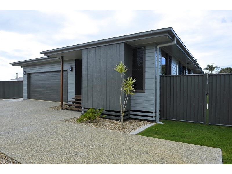 1 74 Hunter Street, Walkervale QLD 4670