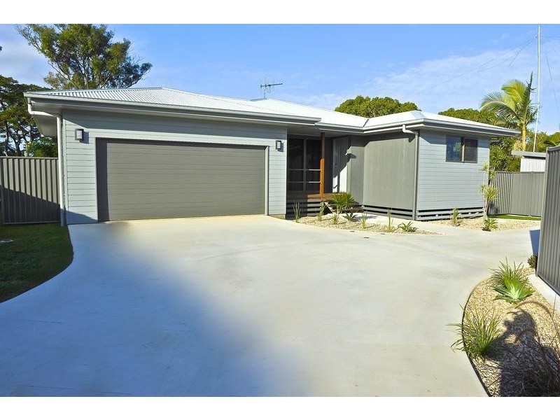 2 74 Hunter Street, Walkervale QLD 4670