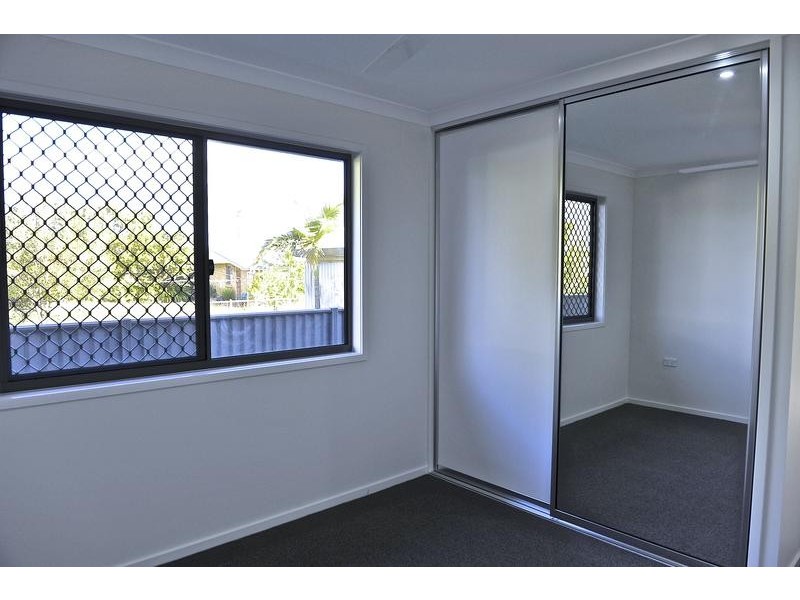 2 74 Hunter Street, Walkervale QLD 4670
