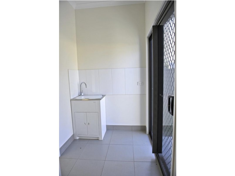 2 74 Hunter Street, Walkervale QLD 4670