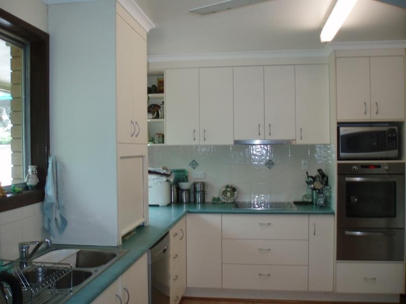 30 John Moffat Road, Gooburrum QLD 4670
