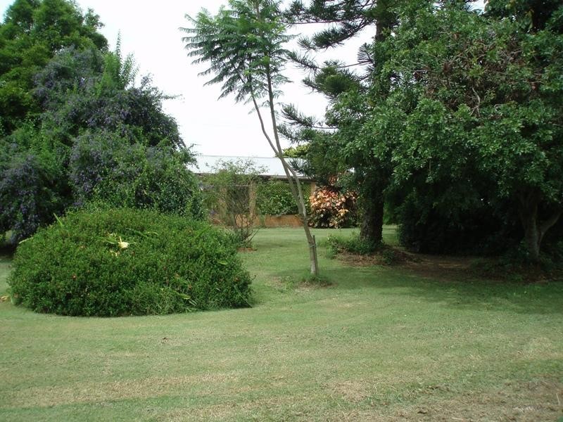 30 John Moffat Road, Gooburrum QLD 4670