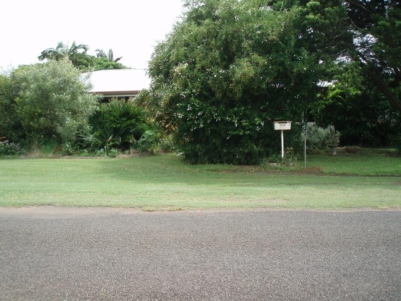 30 John Moffat Road, Gooburrum QLD 4670