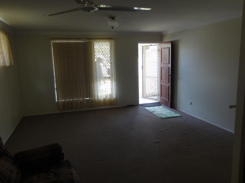 13 Dear Street, Gin Gin QLD 4671