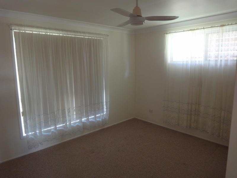 13 Dear Street, Gin Gin QLD 4671