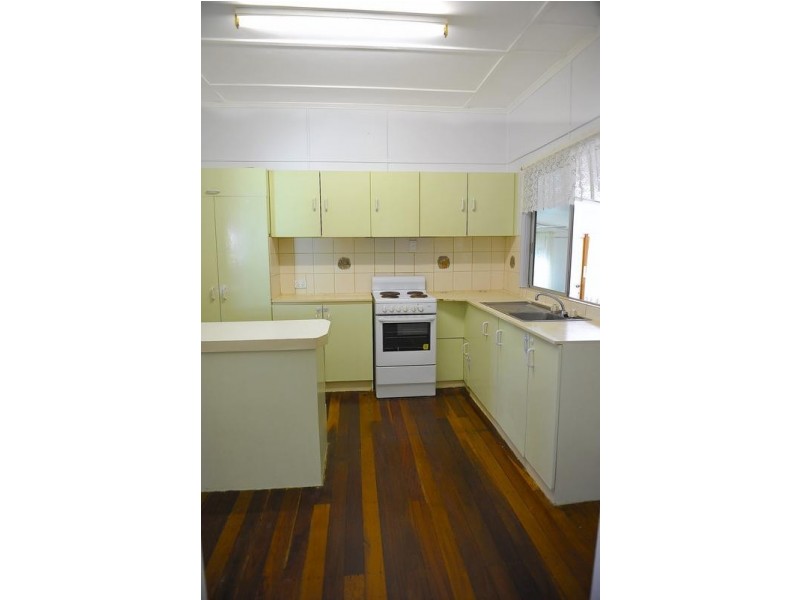 15 Moran Street, Svensson Heights QLD 4670
