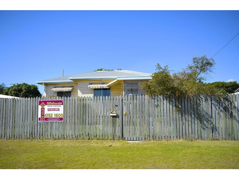 15 Moran Street, Svensson Heights QLD 4670