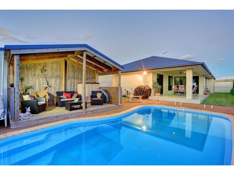 32 Longview Street, Ashfield QLD 4670