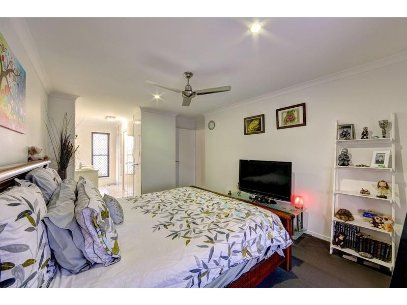 32 Longview Street, Ashfield QLD 4670