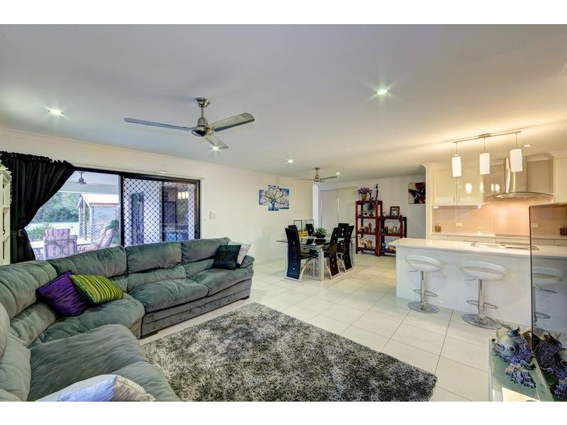 32 Longview Street, Ashfield QLD 4670