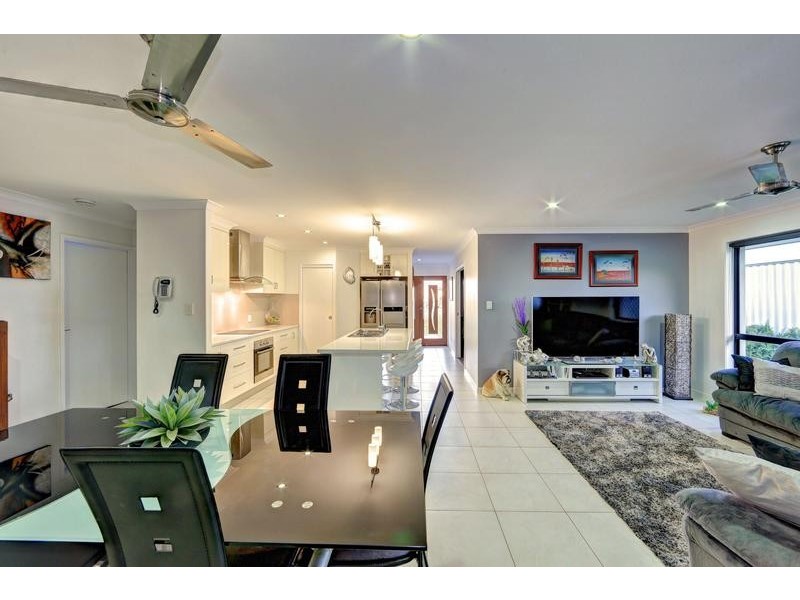 32 Longview Street, Ashfield QLD 4670