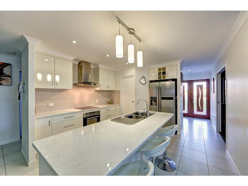 32 Longview Street, Ashfield QLD 4670
