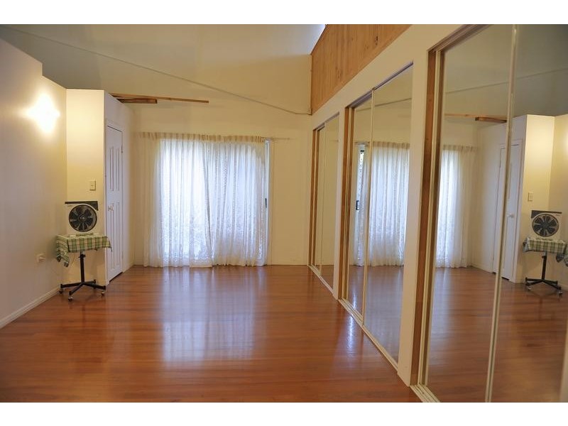 51 Bingera Street, Bundaberg West QLD 4670