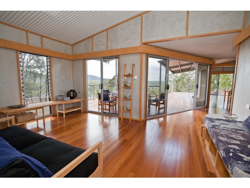 310 Rickards Road, Kolonga QLD 4671