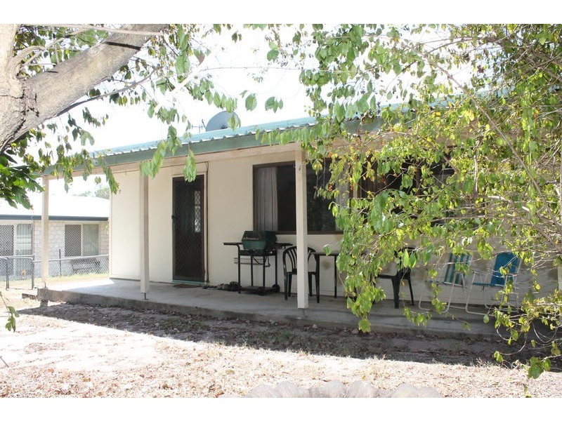 36 Blackall Street, Avondale QLD 4670