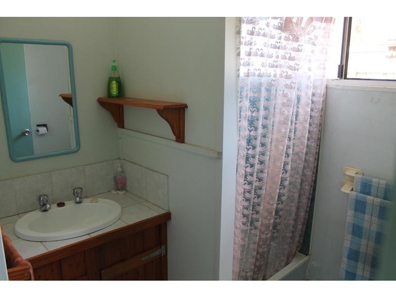 36 Blackall Street, Avondale QLD 4670