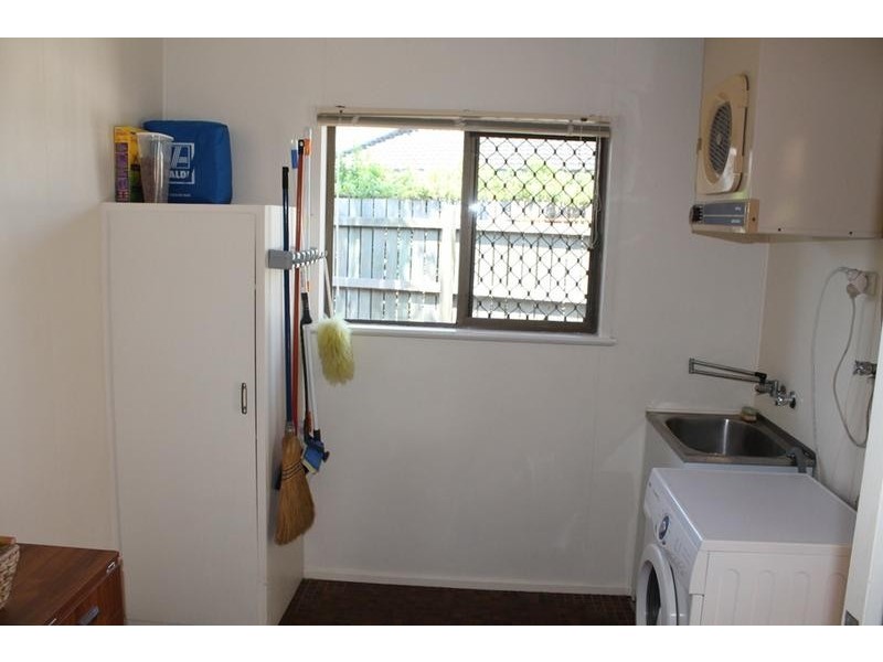 12 Rattray Street, Avenell Heights QLD 4670