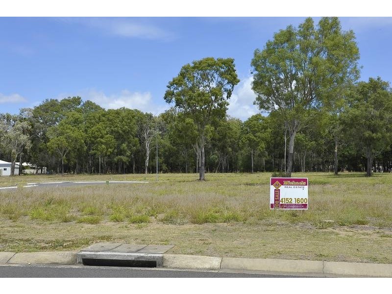 1 Maple Court, Moore Park Beach QLD 4670