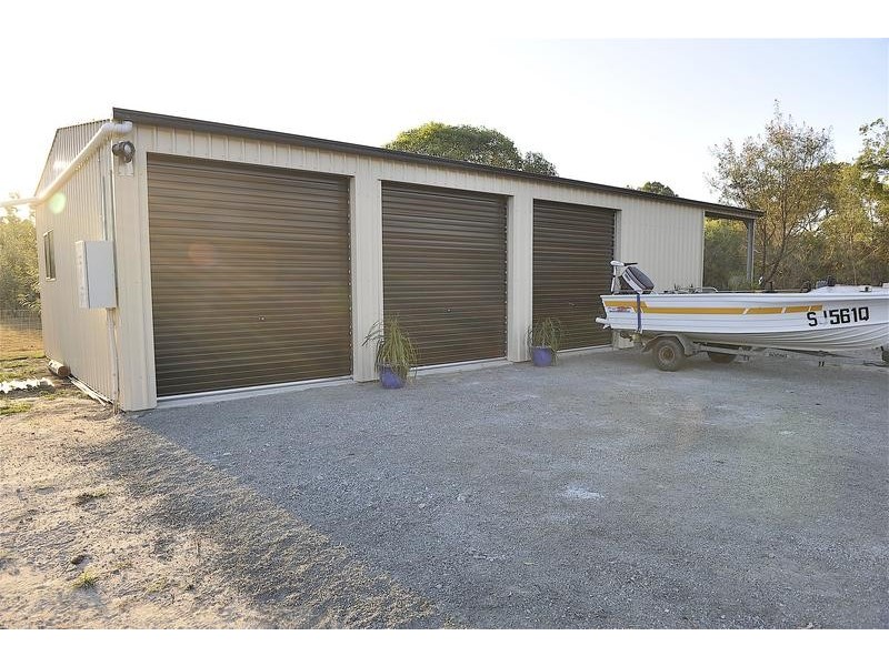 28 Palm Beach, Coonarr QLD 4670