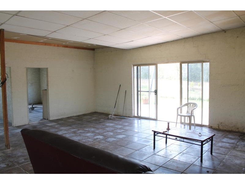 4044 Lowmead Road, Lowmead QLD 4676