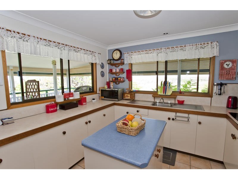 421 Grills Road, Dallarnil QLD 4621
