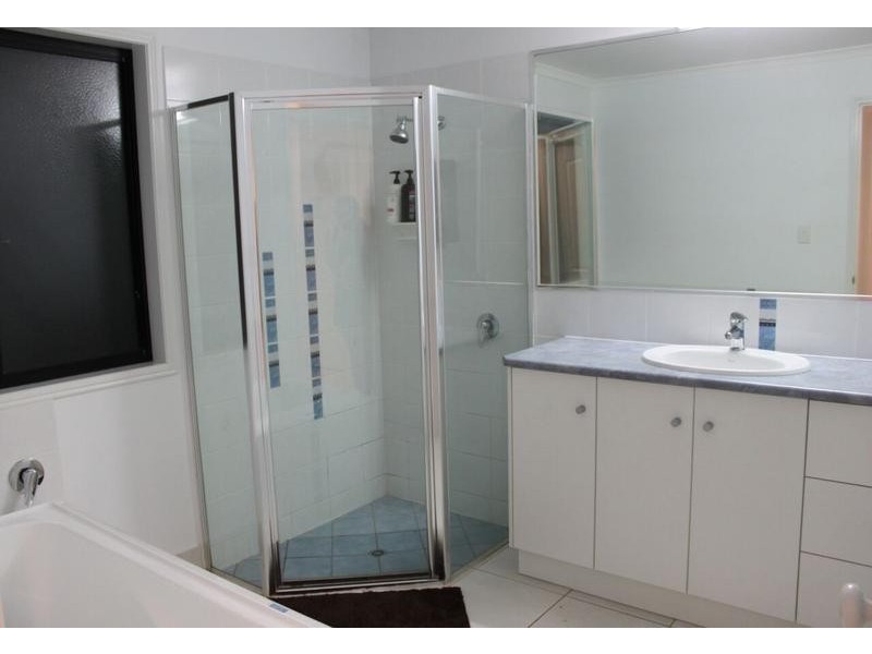 74 River Road, Bungadoo QLD 4671