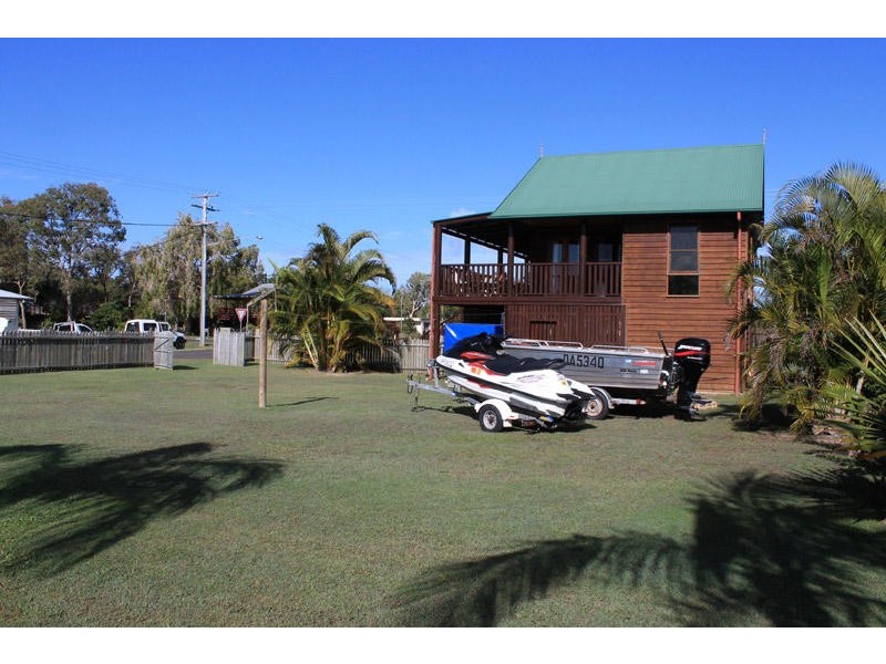 Elliott Heads QLD 4670