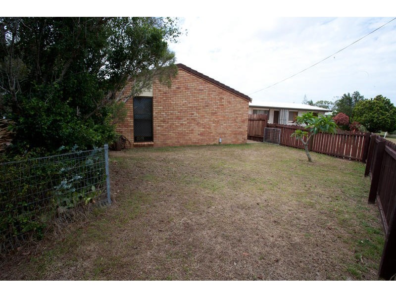 2 12 Donovan Street, Kepnock QLD 4670