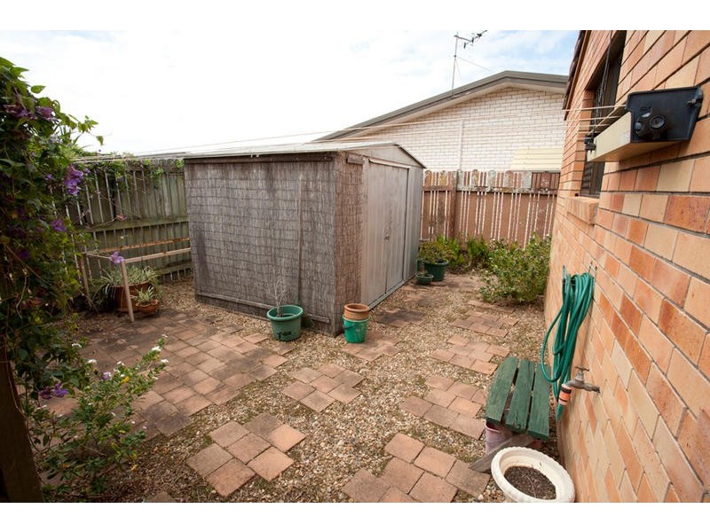 2 12 Donovan Street, Kepnock QLD 4670