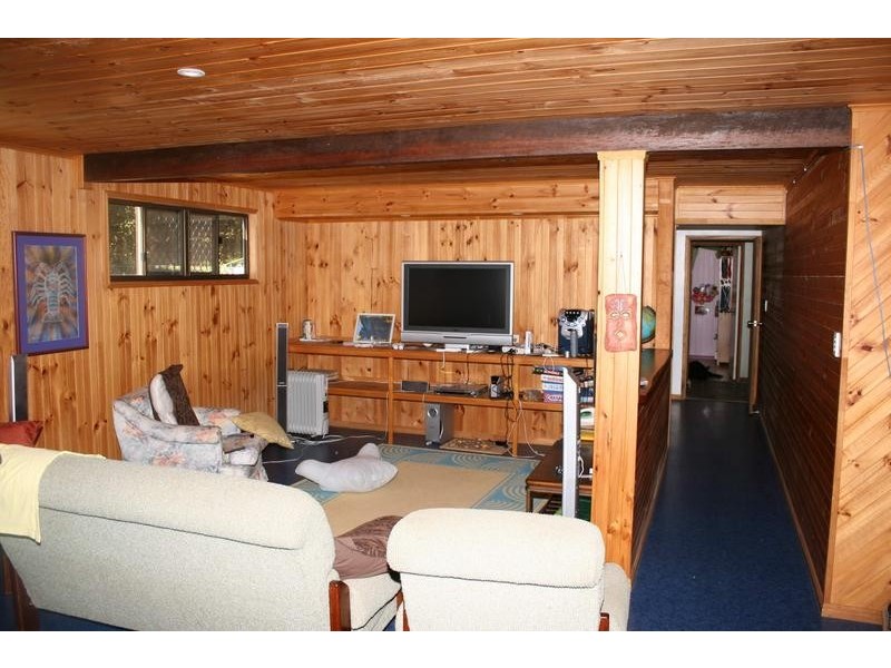 Moore Park Beach QLD 4670