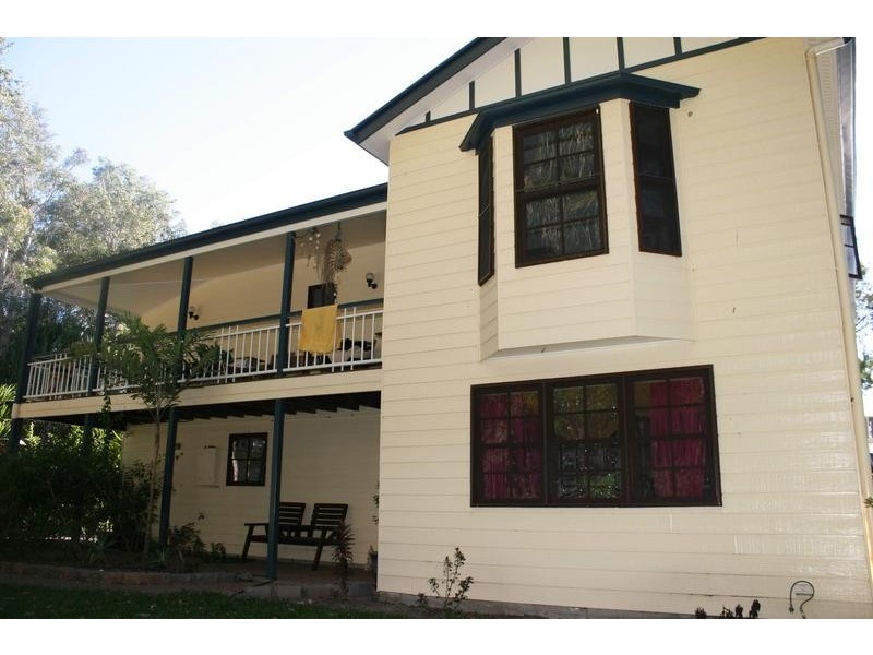 Moore Park Beach QLD 4670