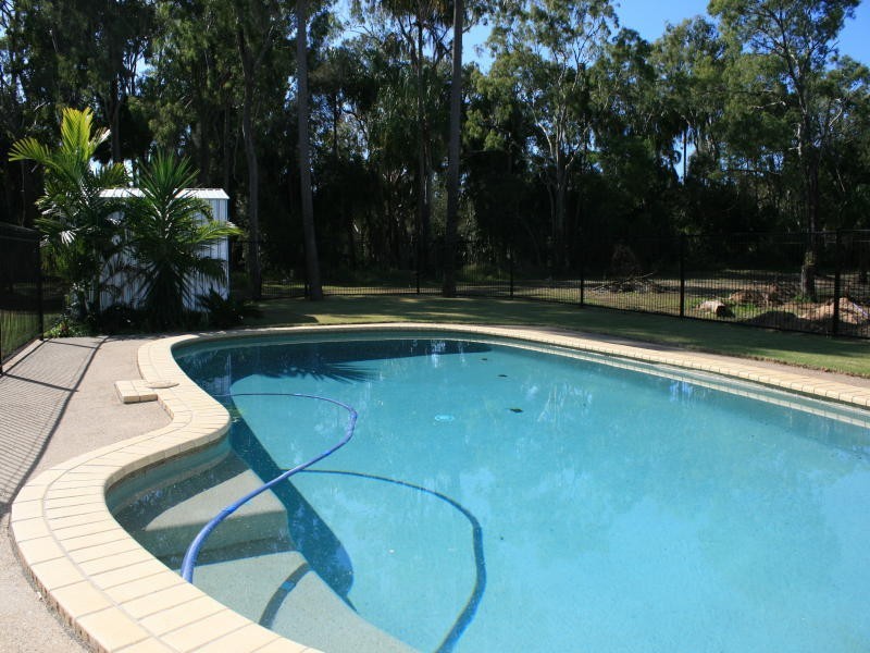 Moore Park Beach QLD 4670