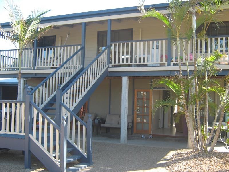 Moore Park Beach QLD 4670