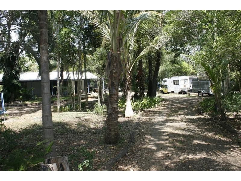 Moore Park Beach QLD 4670