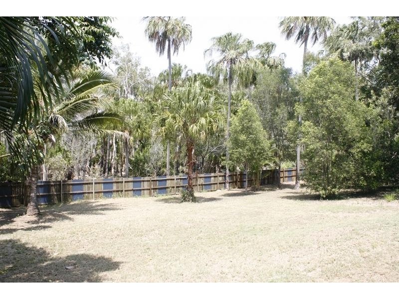 Moore Park Beach QLD 4670