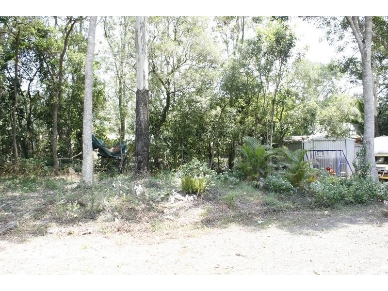 Moore Park Beach QLD 4670